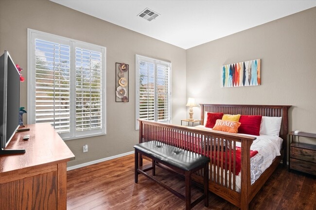 Downstairs Bedroom 1