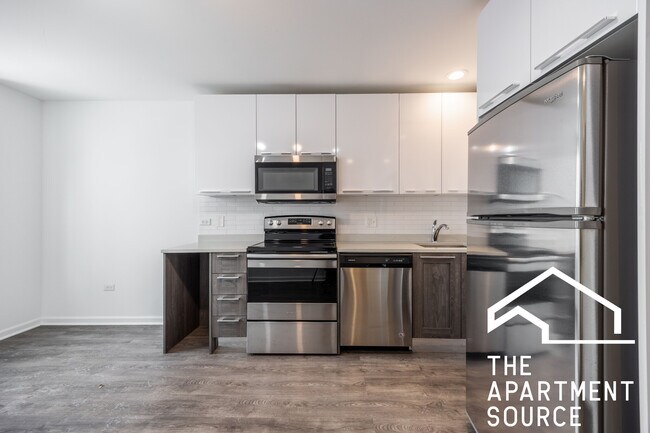 Photo - 940 W Winona St Unit 810