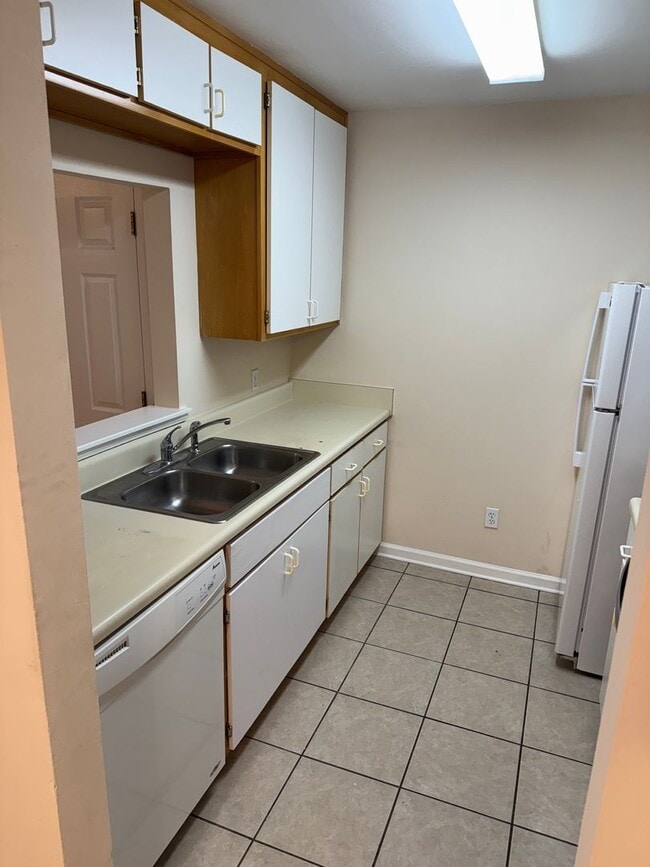 Photo - 3/2 Townhouse Available for Immediate Occupancy