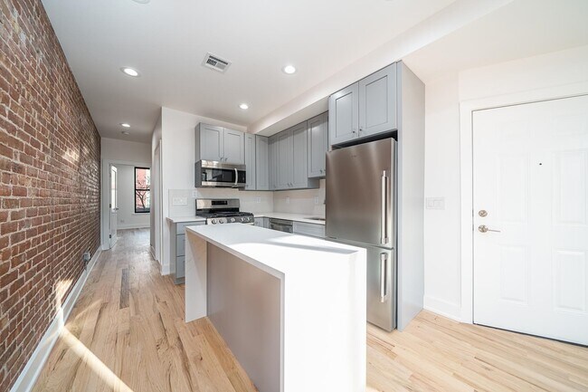 Photo - 230 Willow Ave Unit 4