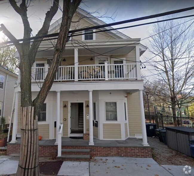 Building Photo - 28-30 Lopez St Unit 2 Rental