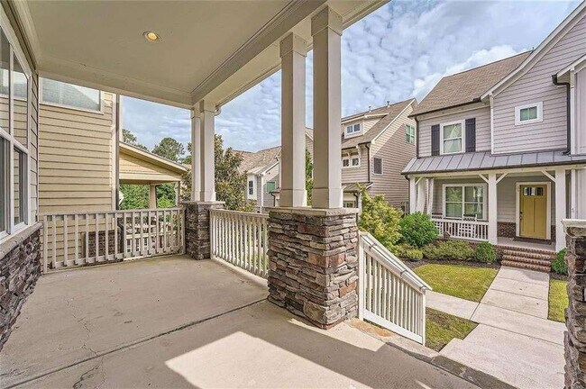 Photo - 18 Hardpan Aly