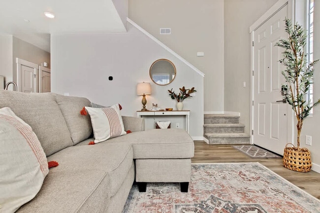 Photo - 17065 N Hounslow Wy Apartment Unit ID1250665P