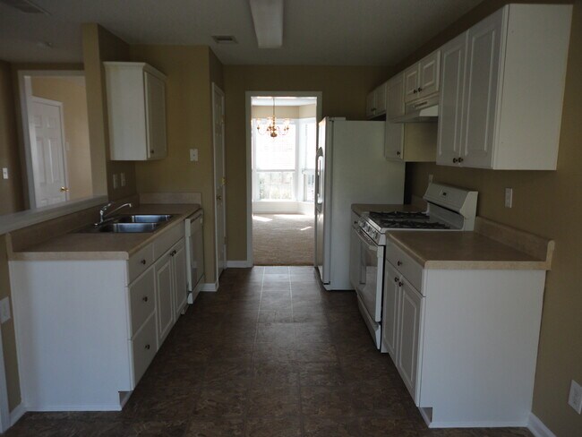 Photo - 3206 Claybrooke Dr NE