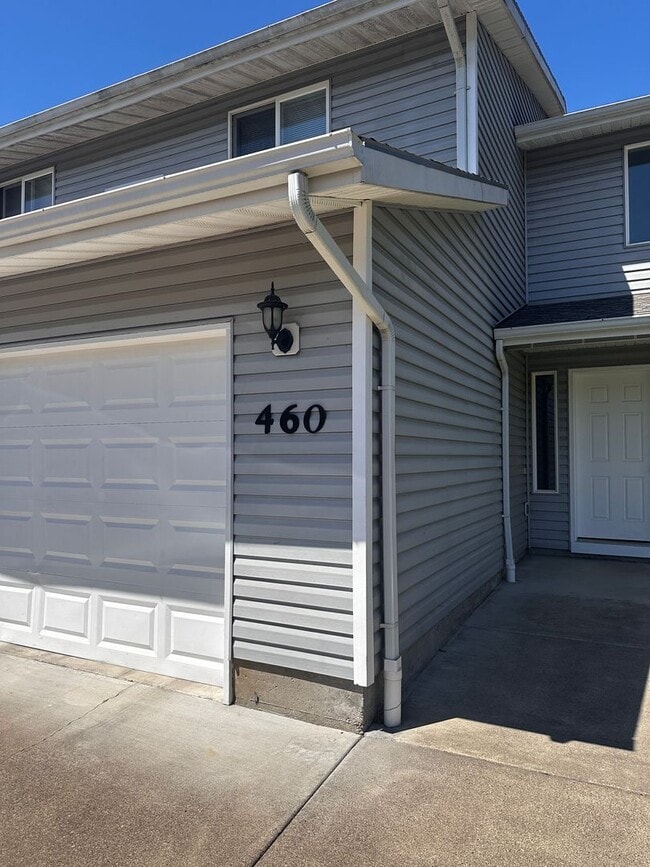 Photo - 460-462 Ecols St S Unit 460 Ecols St S