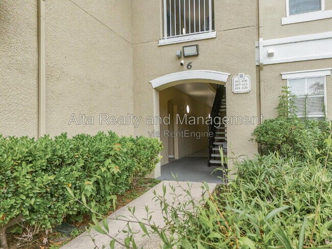 8290 Gate Pkwy W Unidad 601