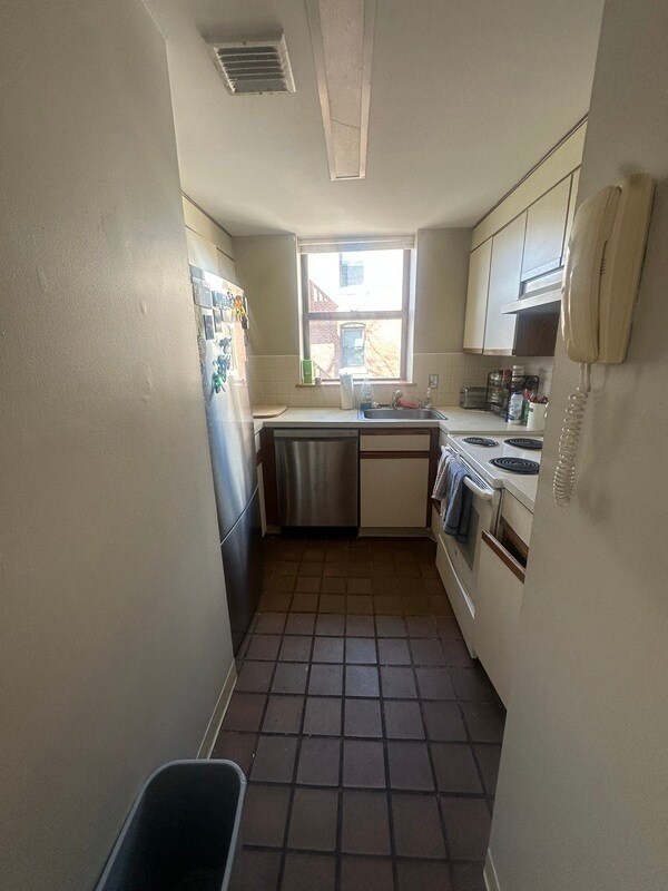 Photo - 84 Gainsborough St Condo Unit 305W