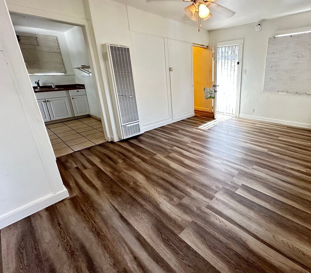 Photo - 910 N Herbert Ave Townhome