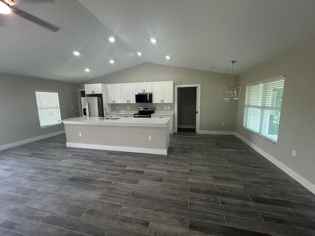 Photo - New Construction 4/2 Ready for occupancy
