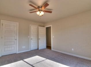 Photo - 2901 Rosewood Ln