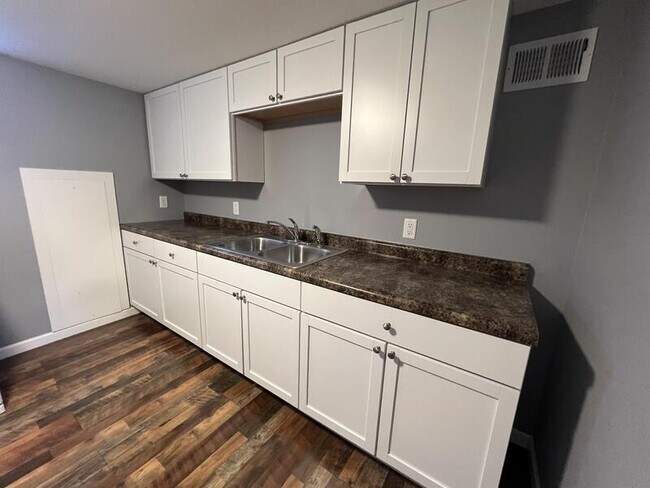 Photo - 2414 Reed Ave