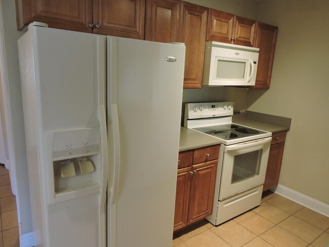 Photo - 738 Majestic Dr