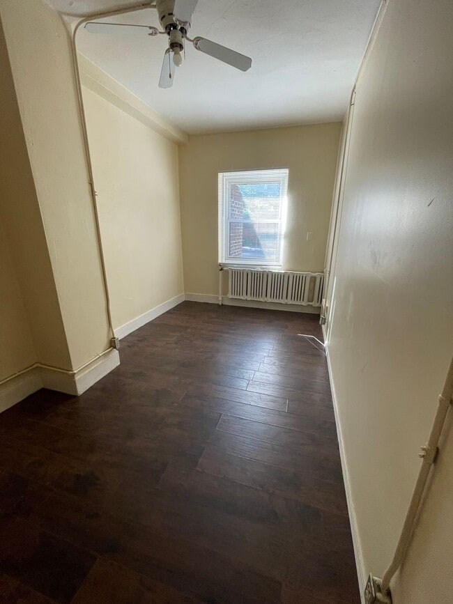 Whitestone Manor Apartments