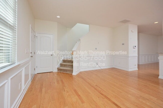 Photo - 3 Moonbeam Ct