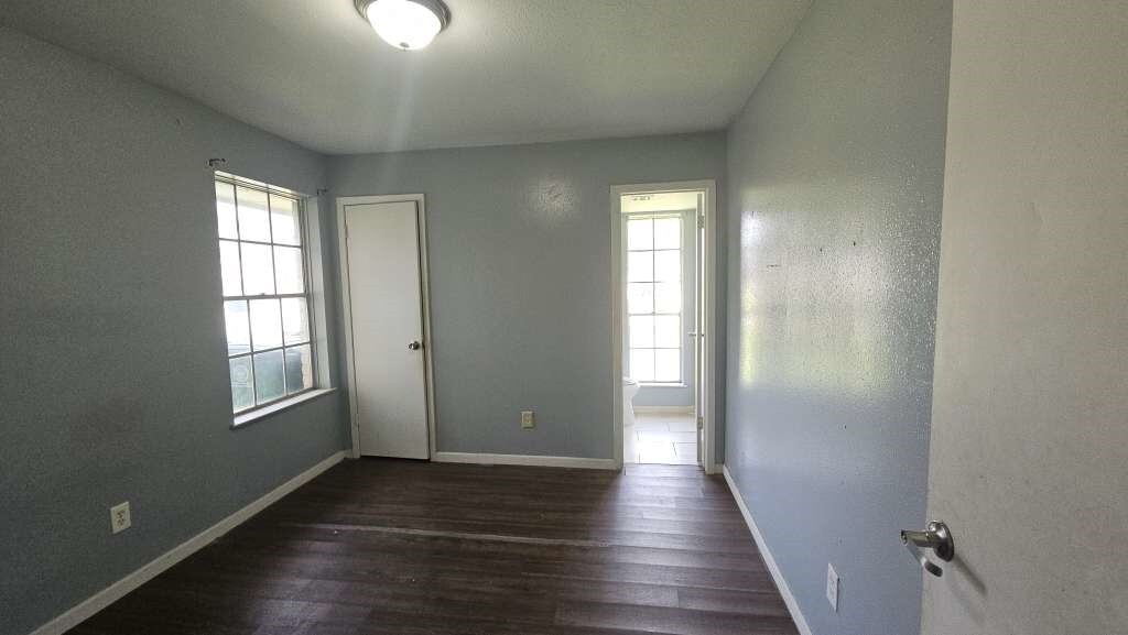 Photo - 7623 Kellwood Dr