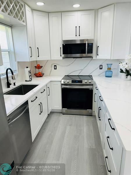 Photo - 364 Flanders Dr Unit 364