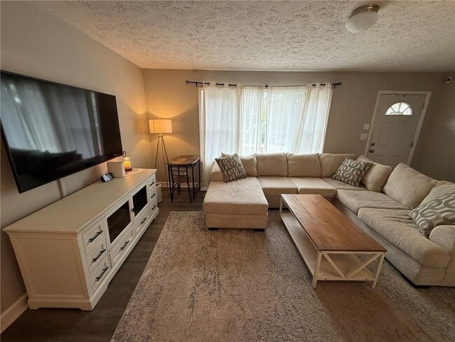 Photo - 1110 Mountain View Dr
