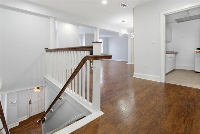 Photo - 123 Anderson St