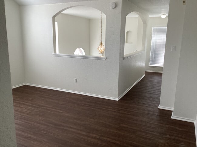 Photo - 1704 Gnu Gap