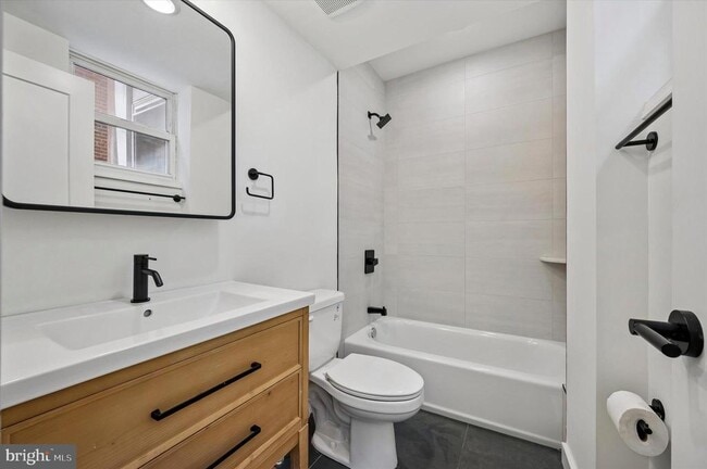 Photo - 627 N 16th St Unidad 101