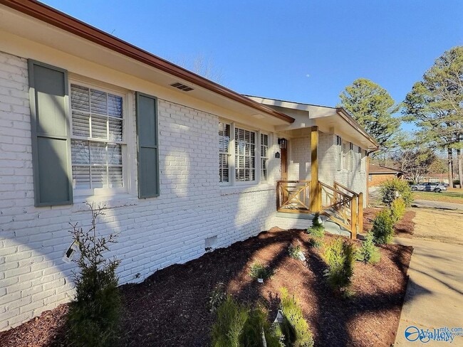 Photo - 3406 Oakmont Ave NW