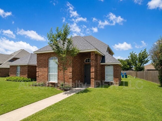 Photo - 434 Chestnut Ln