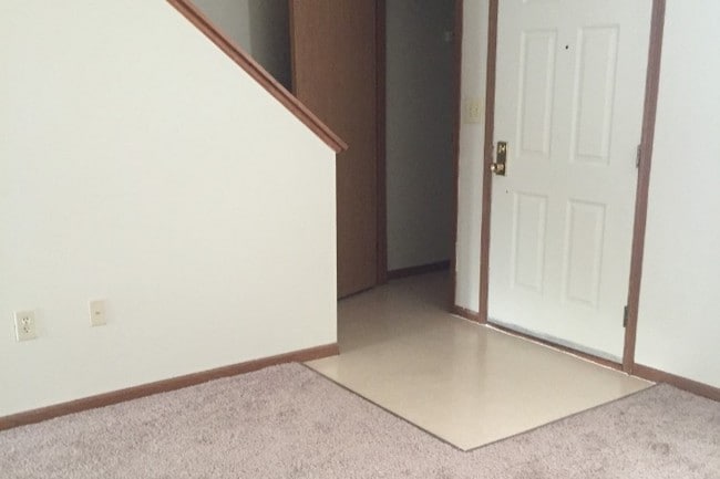 Photo - Riverside Commons Apartments