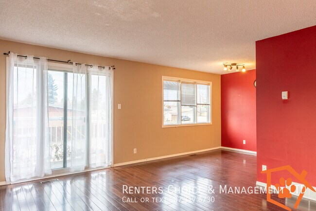 Photo - 2 Bedroom Cat Friendly, Assigned Parking Insuite Laundry,