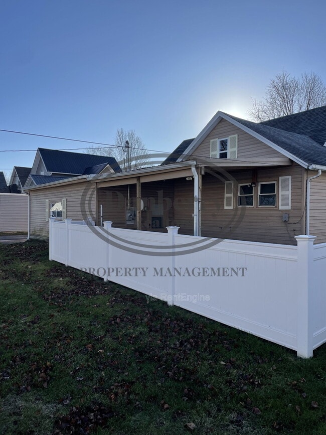 Photo - 606 South St