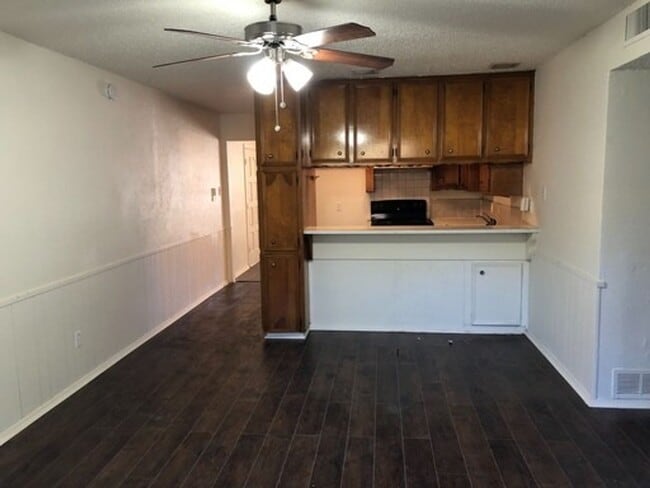 Photo - 2909 Las Vegas Trail Unit D