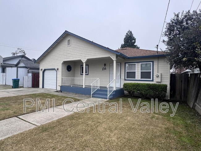 Photo - 136 E Stadium Dr