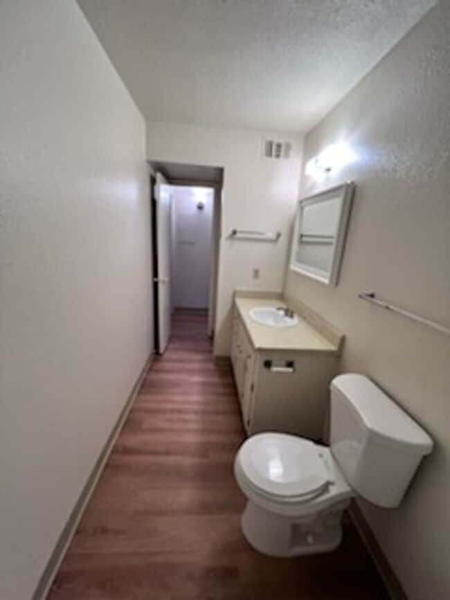 Photo - 1934 K St Unit 1934 K St
