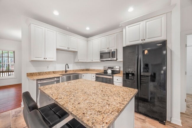 Photo - 4 Pasture Cir