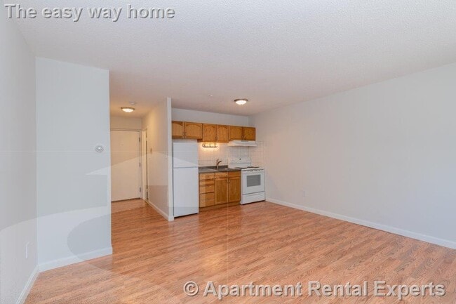 Building Photo - 162 Summer St Unit #15 Rental