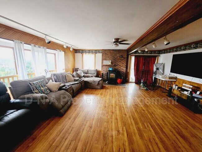 Photo - 211 Friemann Ln Unit 3