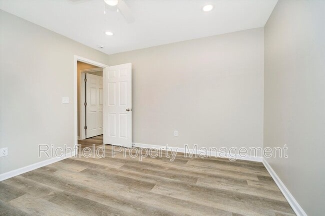 Photo - 1742 Thaddeus St