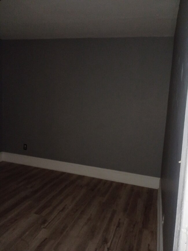 Building Photo - 1636 W 3rd St Unit #1636