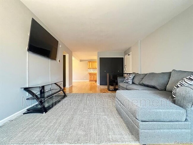 Photo - 2152 Pauline Blvd Unit Apt 207