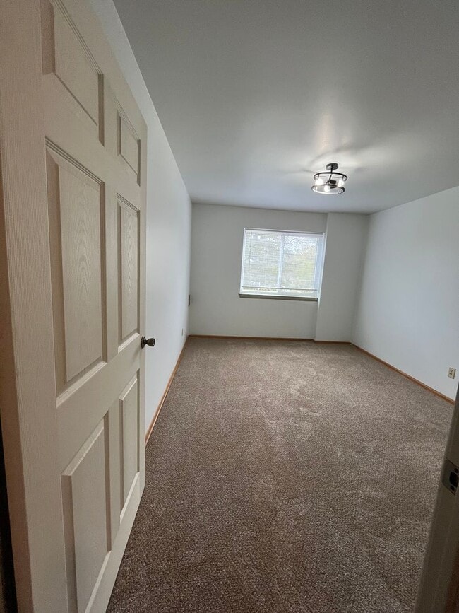Photo - Pinehaven Apartments
