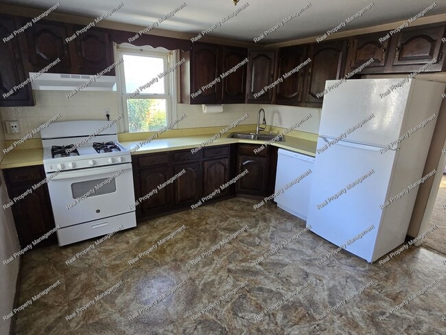 Photo - Two Bedroom Ranch