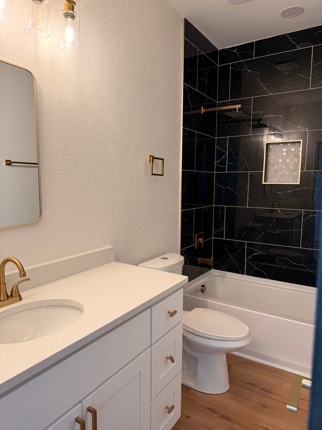 Photo - 1527 Highland Ave