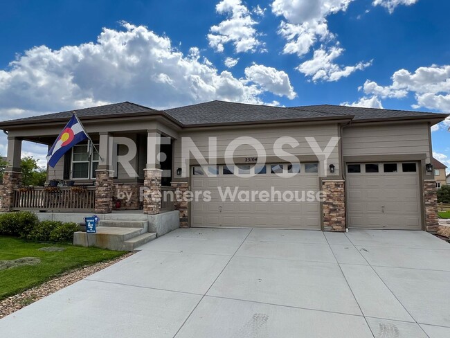 Building Photo - 25104 E Pinewood Pl