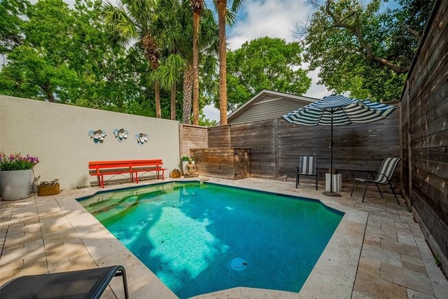 Photo - 608 Colquitt St Condo