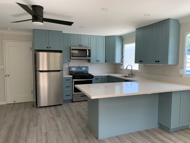 Building Photo - 2871 Manoa Rd Unit C Rental