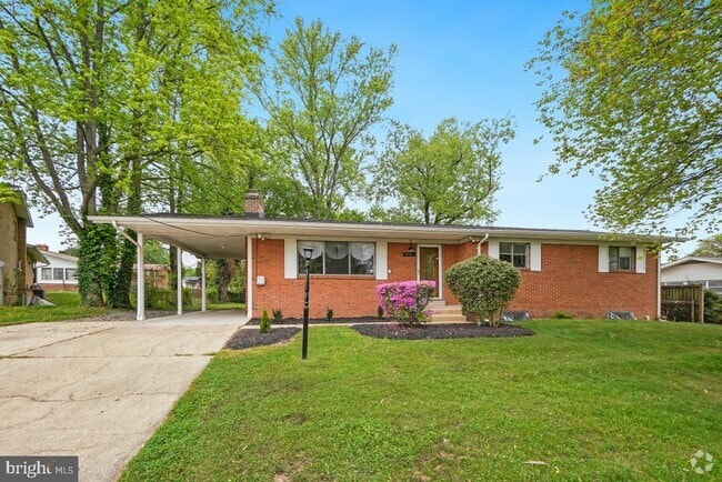 Building Photo - 6902 Calvin St Rental