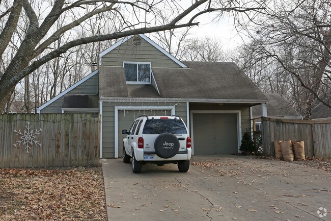 Photo - Hawthorn Place Townhomes