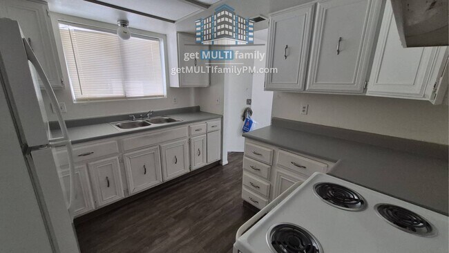 Photo - 334 N McQueen Rd Unit A