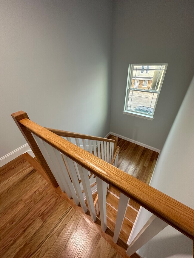 308310 Palmer St Apartments Unit 2 Elizabeth, NJ