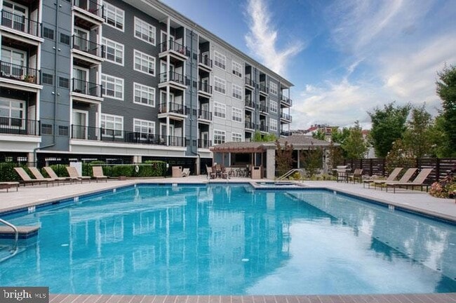Photo - 1 Bridge St Condo Unit 1B-2-2325