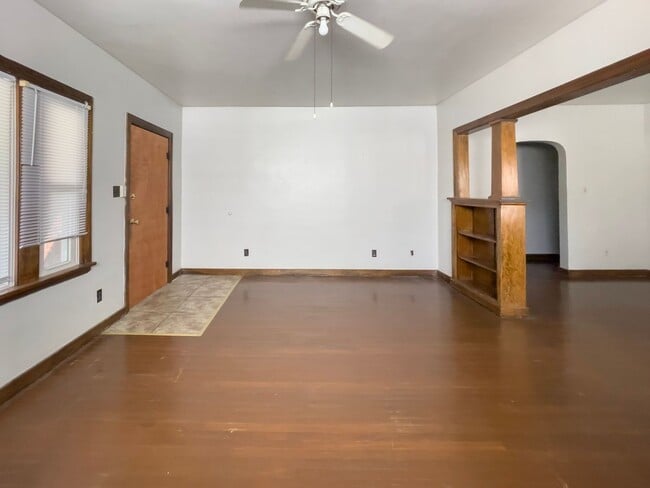 Photo - PRELEASING for AUGUST! Close to Campus: In...